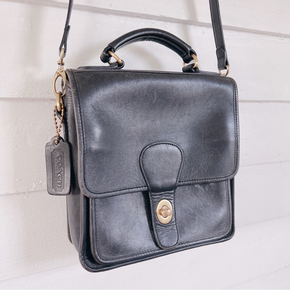 Vintage Black/Navy Leather Coach Bag 🖤